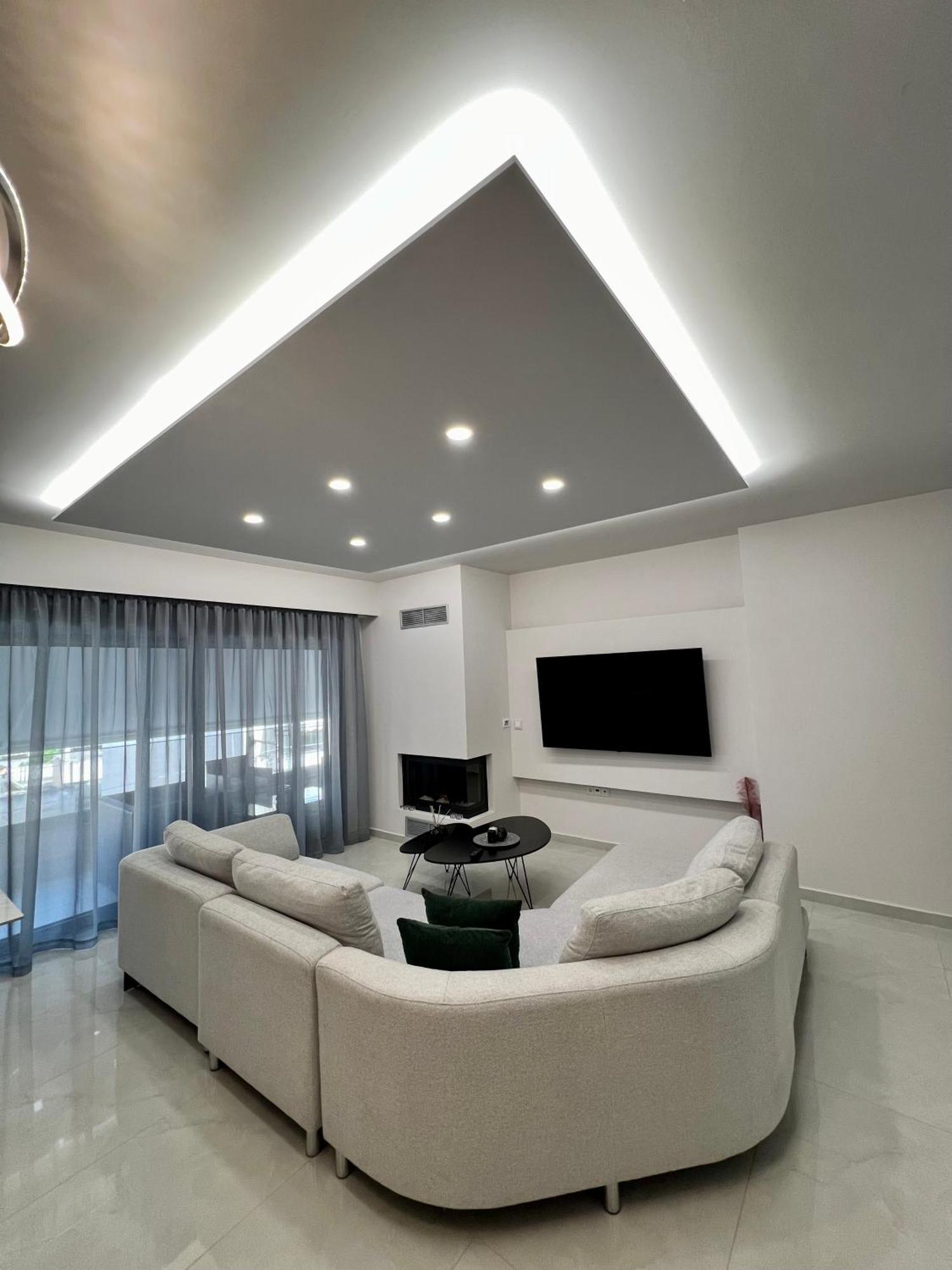 Luxury Apartment เอเธนส์ ภายนอก รูปภาพ